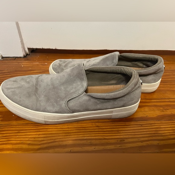 Steve Madden Gill Slip-on Sneakers - Picture 1 of 2